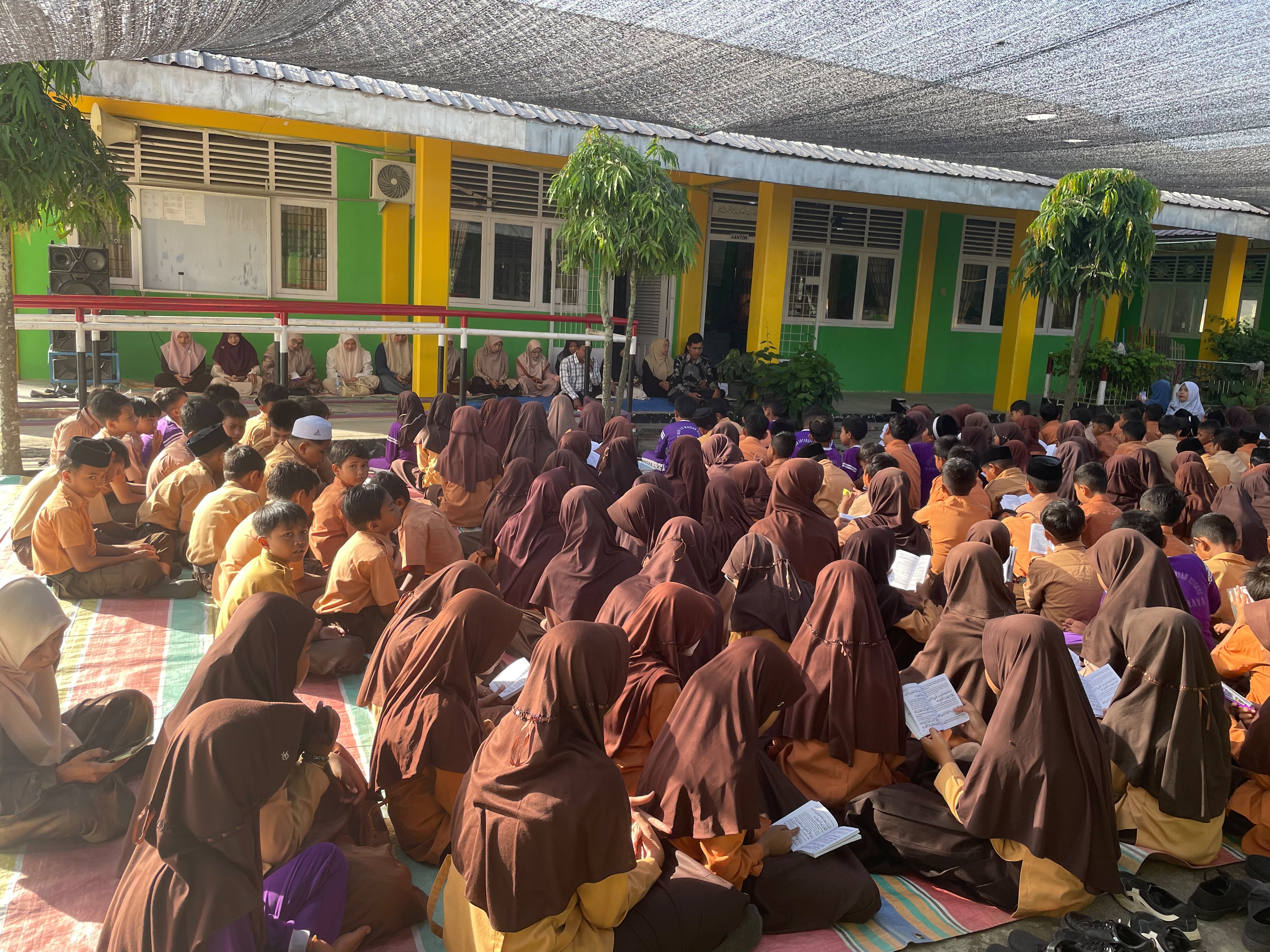 MIN 12 Nagan Raya Memperingati Hari Damai Aceh dengan Zikir, Doa dan Syukur